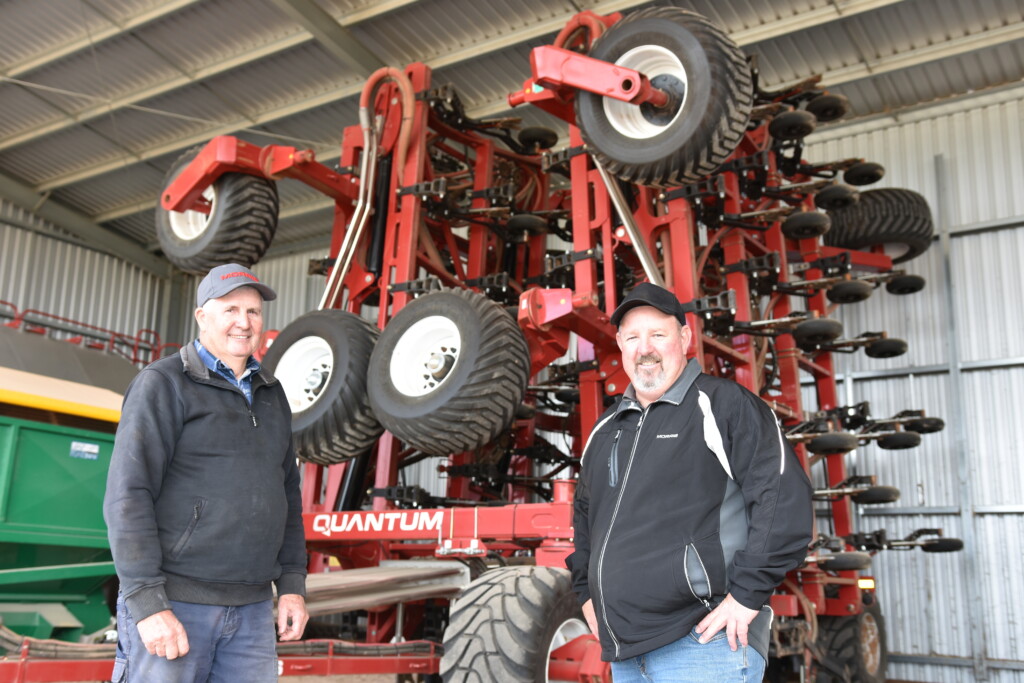New, higher tech seeding rig boosts Mallee productivity | Morris Australia