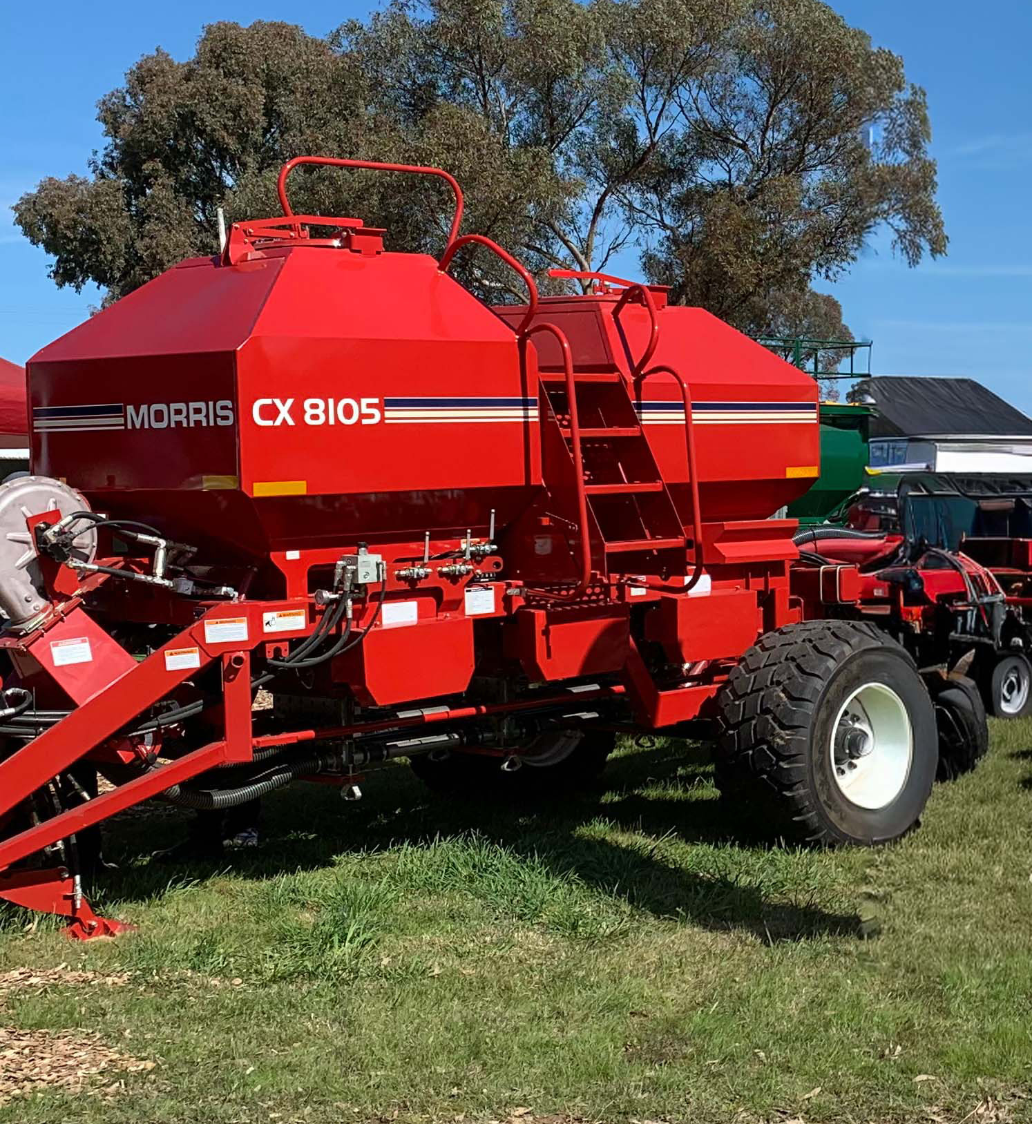 Morris CX8105 safe tank access